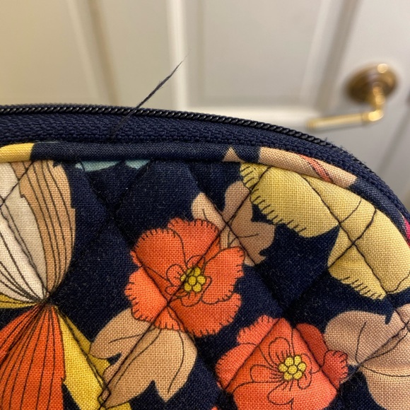 Vera Bradley soft tablet case - Picture 3 of 5